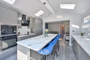 Breakfast Kitchen- click for photo gallery